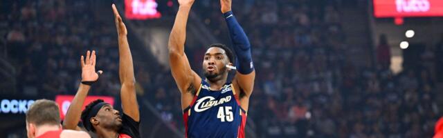 Darko Rajaković ispisao istoriju, pa onda poklekao na otvaranju plej-ofa: Klivlend rutinirao Toronto!