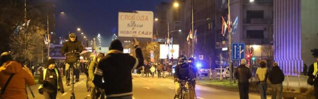 "Je*em ja mater svakom ko se prodao ikada": Rečnik da se smrzneš - Blokaderi nakon izbora u Kuli "prsli kao lajsne"!