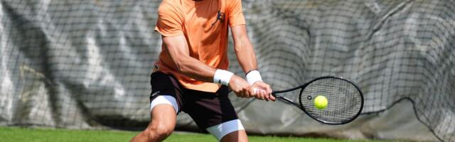 Novak Đoković otkazao pripremni meč pred Vimbldon u poslednji čas, razlog nije poznat