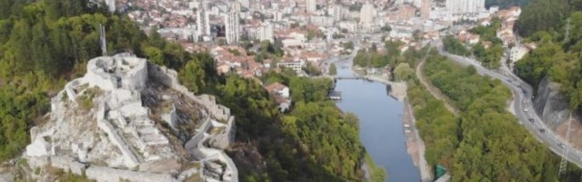 Dnevno se zarazi preko tri stotine lica! DA LI JE OVAJ OKRUG U SRBIJI ŽARIŠTE KORONAVIRUSA?