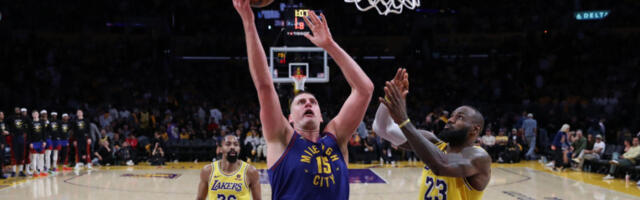 KAKVE REČI LEBRONA DŽEJMSA Kralj se poklonio Jokiću, njegova izjava o Srbinu odjekuje planetom