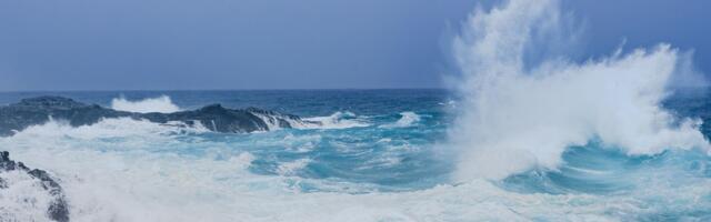 Tuga kod komšija: Njihove državljane odneo džinovski talas na Tenerifima, nije im bilo spasa