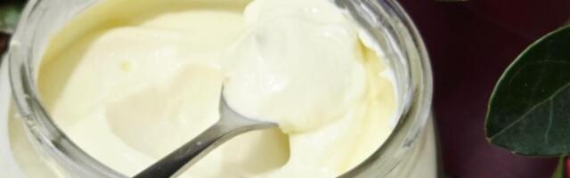 Domaći posni majonez iz BAKINE SVESKE! Recept mora znati svaka domaćica - caka je u jednoj NAMIRNICI, KAO MRSNI