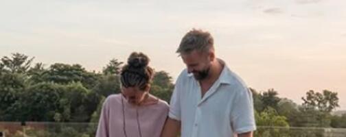 "ČIME SAM TO ZASLUŽILA?!" Trpela osude što je sa 15 godina starijim! Dobili dete i napustili Srbiju, pa javno progovorila o svemu: Ćerka je dovoljno velika...