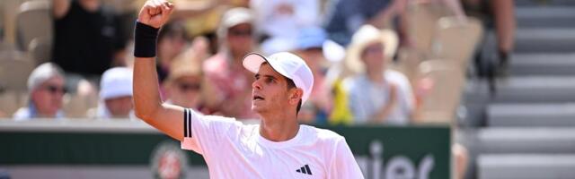 Španska senzacija nastavila da živi san! Novi Nadal napravio ludi preokret za osminu finala Rolan Garosa /VIDEO/