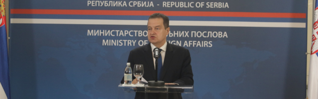 Приштина враћа робу без грба „Косова“; Дачић: Ово зауставља дијалог