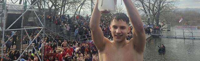 On se danas izborio za Časni krst u hladnoj Moravi