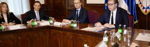 PRESTAJE DA RADI RAFINERIJA! Vučić saopštio građanima loše vesti: Nismo dobili licencu za nastavak rada NIS, platni promet DO KRAJA NEDELJE!