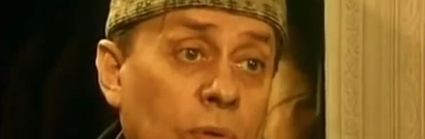 Novogodišnja noć koja je Čkalji promenila život! Na vratima se pojavio ogroman čovek! Imao je dugački zimski kaput, brkove i šešir, a onda...