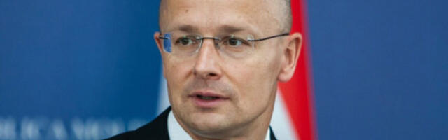 Сијарто: Мађари да избегавају путовања у Иран