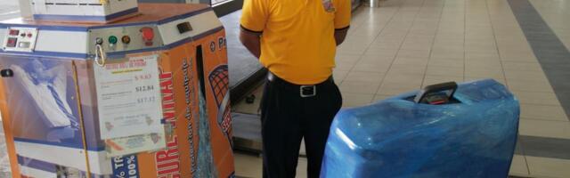 Stručnjaci za bezbednost upozoravaju: Prestanite da lepite kofere na aerodromu, samo sebi pravite štetu