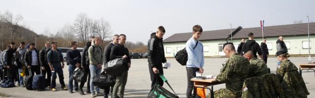 NAKON 20 GODINA U HRVATSKU SE VRATIO VOJNI ROK: U kasarne danas ušlo 800 regruta, evo kako će izgledati obuka (FOTO)