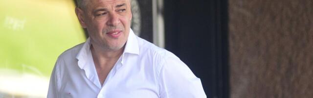 "ODLUKA NIJE DOŠLA PREKO NOĆI... POSTALO JE BESMISLENO NASTAVLJATI SARADNJU" Savo Milošević podneo ostavku