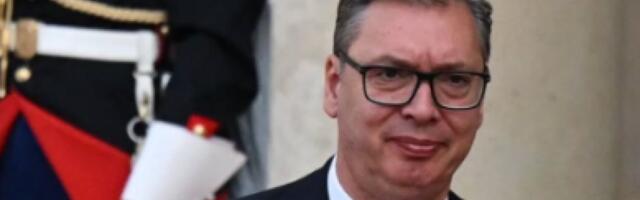 Vučić se obraća iz Pariza: Govori za medije nakon svečane večere u Jelisejskoj palati (VIDEO)
