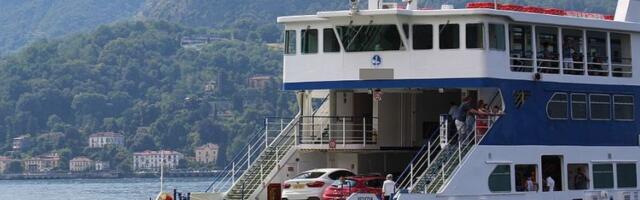 Skok za trajektom hit na grčkom ostrvu, vlasti pišu kazne zbog zabave koja miriše na hitnu pomoć