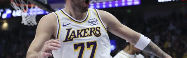 VRATIO SE LEBRON, ALI LUKA DONČIĆ JE GAZDA LEJKERSA: Magični Slovenac postavio novi rekord NBA lige!