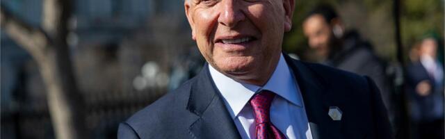 "ON JE IZDAJNIK! FAVORIZUJE RUSE, NE MOŽE MU SE VEROVATI": Visoki američki zvaničnici osuli paljbu po Trampovom čoveku nakon razgovora sa Putinovim pomoćnikom