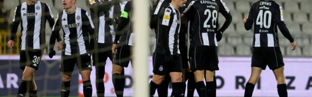 (POLUVREME) PARTIZANOVA DECA LIČE NA LETNJE SEBE: Crno-beli vode, mogli su mnogo ubedljviije!