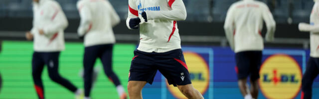 DA LI JE OVO NEKI ZNAK? Arnautović ranije napustio trening u Gracu!