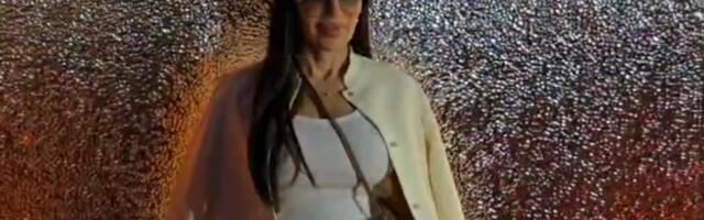 CECA DOŠLA NA KONCERT RIKIJA MARTINA U PATIKAMA! Svi gledali u njen stajling, jedan detalj zapao svima za oko (FOTO/VIDEO)