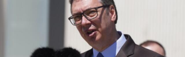 Ni kiša ne zaustavlja radove: Predsednik Vučić obišao gradilište EXPO-a u Surčinu