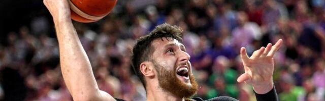 "Čovek je bio zavisnik od alkohola! Zakazivao je sastanke samo da provocira ljude!" Jusuf Nurkić izneo teške optužbe o bivšem treneru!