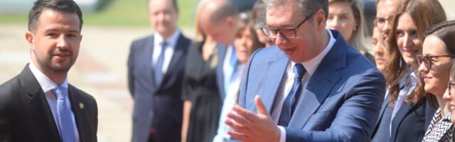 Da li se Crna Gora izvlači iz Vučićevog zagrljaja?