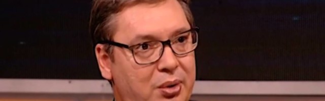 Šahovska partija bez hraja: Predsenik Vučić vratio 5.000 dinara penzioneru koji je u dva navrata vraćao jednokratnu pomoć