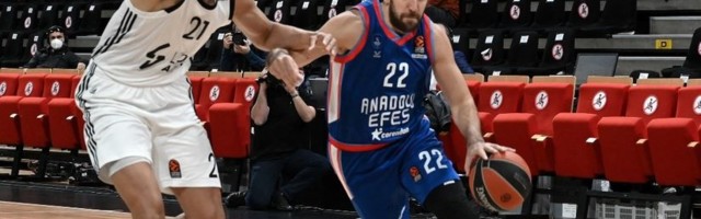 Nepogrešivi Micić: Srbin bez promašaja trasirao Efesov put u finale