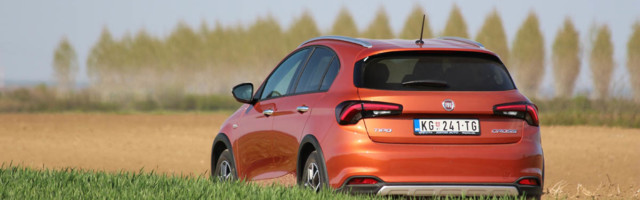 Fiat Tipo Cross na testu Auto magazina