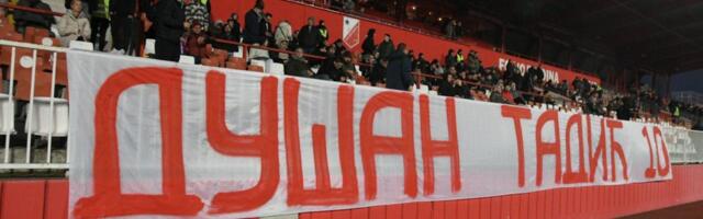 Navijači Vojvodine poručuju: Čekamo Dušana Tadića