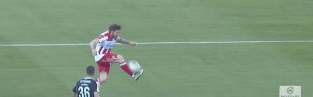 Katai pokazao magiju, pa omogućio Erakoviću najlakši gol u karijeri: Ovako je Zvezda povela na večitom derbiju