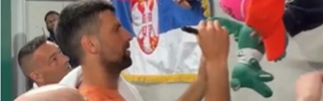 Novak Đoković dočekan kao kralj na prvom treningu u Parizu, Rolan Garos već u znaku Srbina