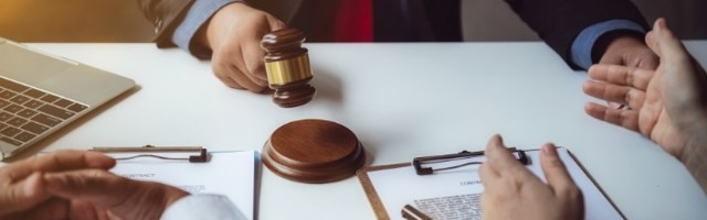 Sin (41) tužio roditelje jer ga ne izdržavaju