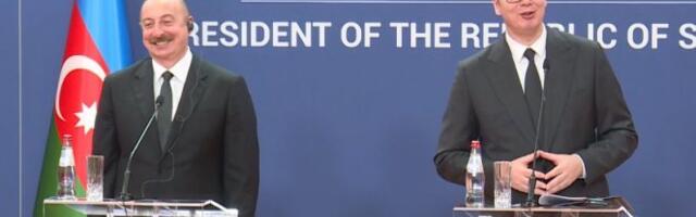 MALO SAM LJUBOMORAN NA ALIJEVA JER ON IMA GAS PA GA SVI U EVROPI VOLE I MOLE, A MENE ZOVU SAMO ZBOG KOSOVA... Vučić šalom izazvao osmeh predsednika Azerbejdžana!