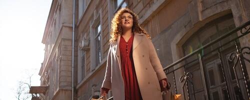 Rese, animal print, barel džins: Kako da nosite najveće trendove sezone ako ste plus-size?