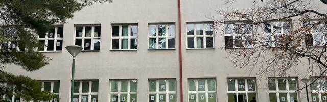 Leskovačka Gimnazija na radaru Kriznog semafora zbog ostavke direktorke,  prokišnjavanja obnovljenog krova, nesprovođenja odluka inspekcije…