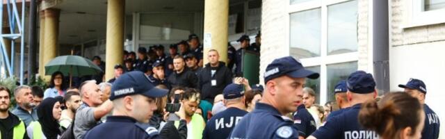 Studenti iz Novog Pazara upozorili na požare u blizini fakulteta: To nisu samo incidenti!