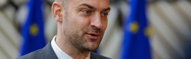 Париз: америчком изасланику забрањен директан приступ француским министрима