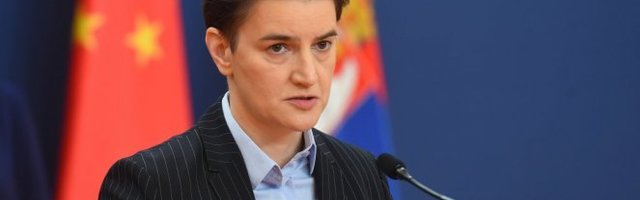 (UŽIVO) PREMIJERKA BRNABIĆ SA PRVIM PACIEJNTOM KOJI JE DONIRAO KRVNU PLAZMU! Pratite uživo na Informer.rs!