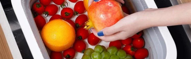 TRANSFORMERS POSUDA: 1 predmet, a istovremeno i cediljka, i sud za pranje, i daska za sečenje!