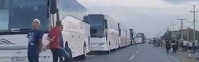 Dve crvene i sendvič za aplauz u Busijama i kancerogeni dim