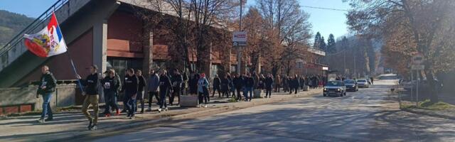 Туга и очај у породици Дујовић јер данас је њен рођендан: Две хиљаде евра ко пронађе Илинку