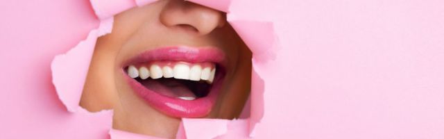 Da li je bezbedno koristiti hidrogen za izbeljivanje zuba? Evo šta kažu stomatolozi