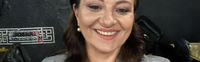 PEVAČICIN SIN ROĐEN JE BEZ SLUHA: "Posle njegove operacije i terapija tražila sam spas u hrani"