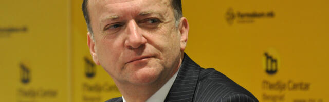 Lopandić (SRCE): Uplašen dolaskom 1. novembra Vučić trese ruskim rešetom