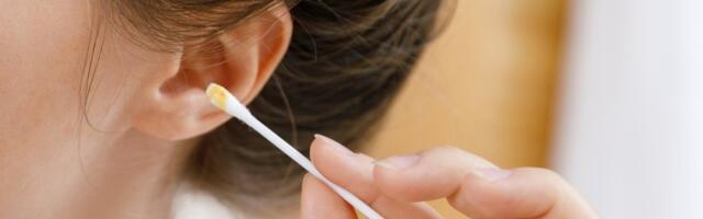 Očistite uši od cerumena brzo i lako: Domaći rastvor koji izbacuje čepove i rešava gluvoću