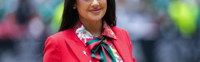 Salma Hajek oduševila publiku na otvaranju Mundijala: Najpoznatija Meksikanka održala srčani govor u odelu koje slavi njenu zemlju!