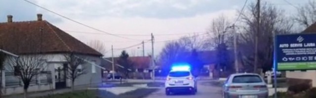 STRAŠNO:NOŽEM pretio sedamdesetogodišnjakinji, UKRAO joj GARDEROVU, ali se tu nije ZAUSTAVIO!