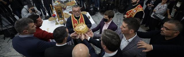 Svi su tu, ali dr Nebojše i njegovih ljudi nema (FOTO)